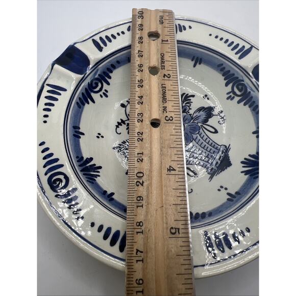 Vintage Delft Blue Ceramic Ashtray Handpainted 5”.5 Floral Design Holland - Picture 4 of 4